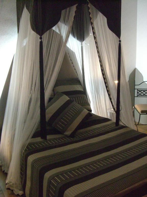 Hotel Archange Orléans Oda fotoğraf