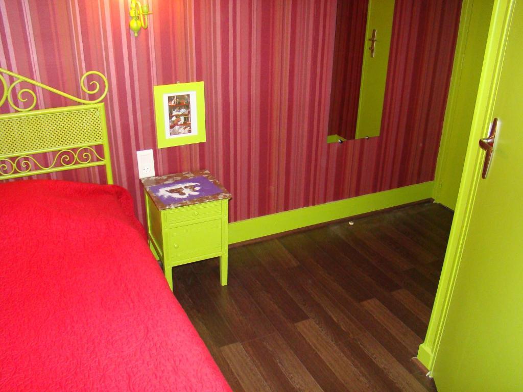 Hotel Archange Orléans Oda fotoğraf